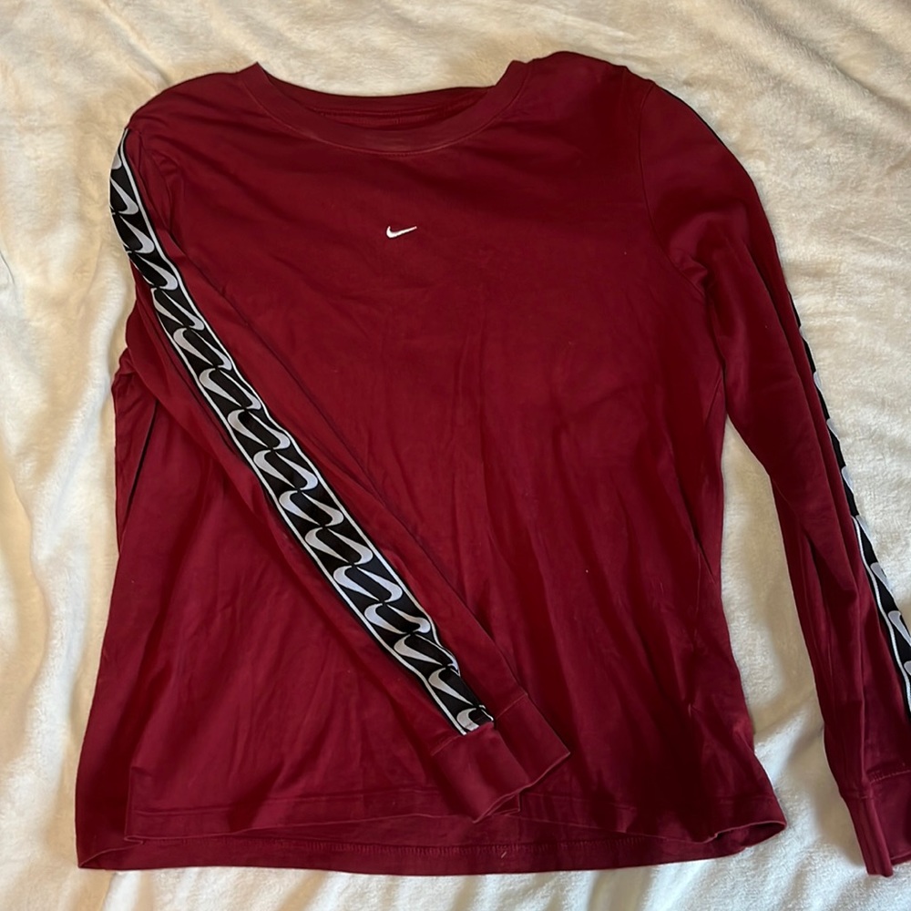 Nike Vintage Long Sleeve, was originally in the boys section but is unisex